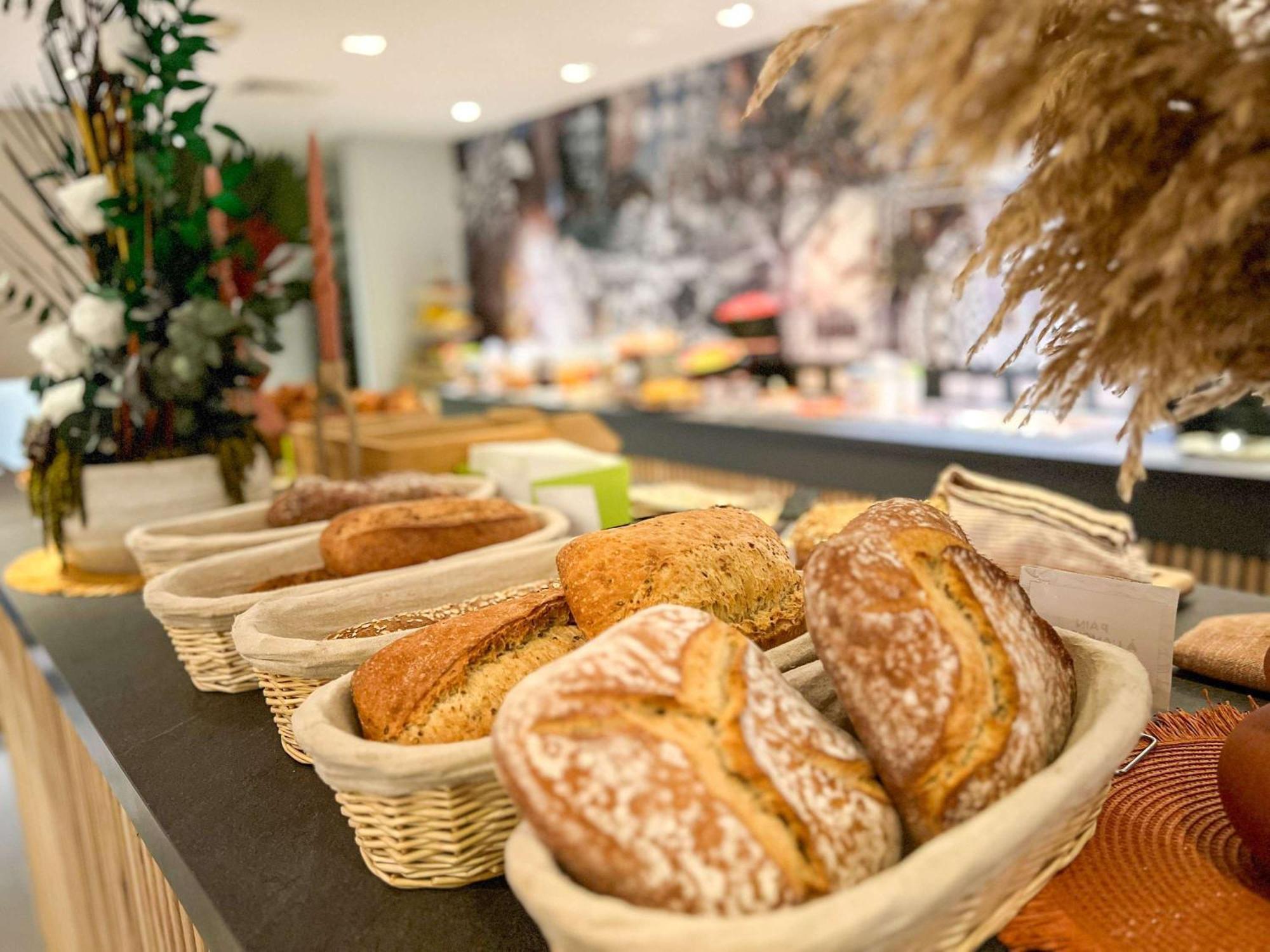 Ibis Budget Nimes Centre Gare Εξωτερικό φωτογραφία