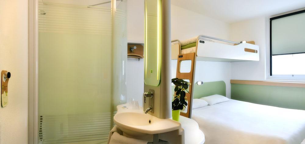 Ibis Budget Nimes Centre Gare Εξωτερικό φωτογραφία